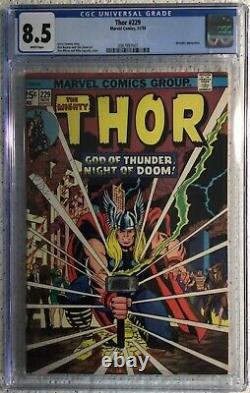 Marvel, Mighty Thor #229, CGC 8.5, White pages, First Wolverine in Advert, Look