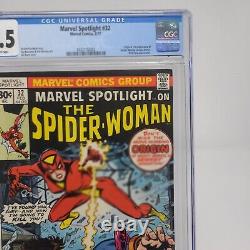 Marvel Spotlight #32 CGC 8.5 Spider-Woman 1st Appearance Marvel 1977 WHITE PAGES