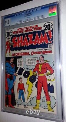 Shazam # 1 Cgc 9.8 White Pages Captain Marvel (perfect Cover Centering) Rare! DC